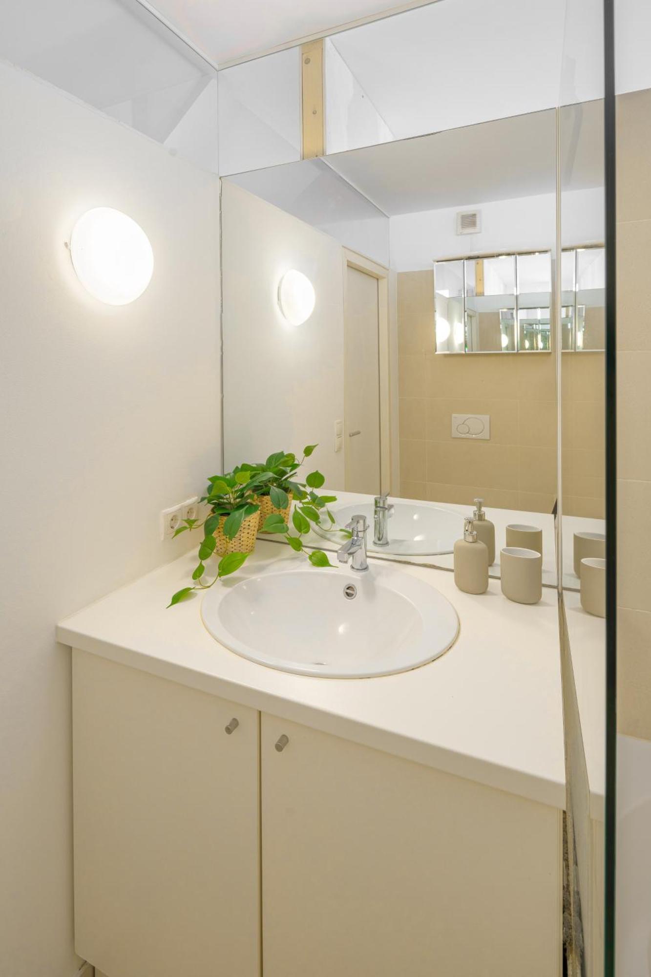 Gemuetliches, Ruhiges Apartment - 90M2 Mit Garten Und Terrasse Viena Exterior foto